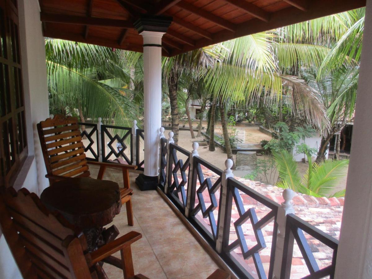 Гостевой дом Ibisbird Bungalows, Sport, And Restaurant Тангалла