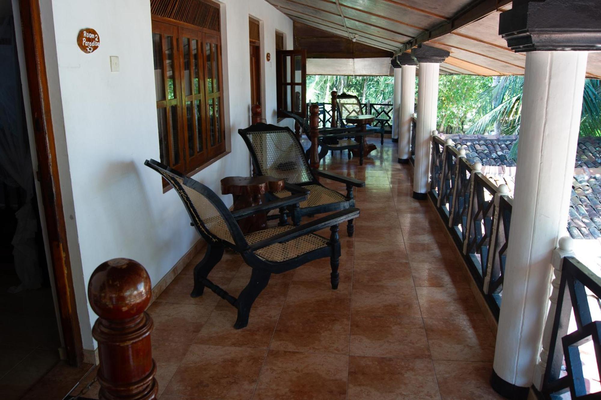 Ibisbird Bungalows, Sport, And Restaurant