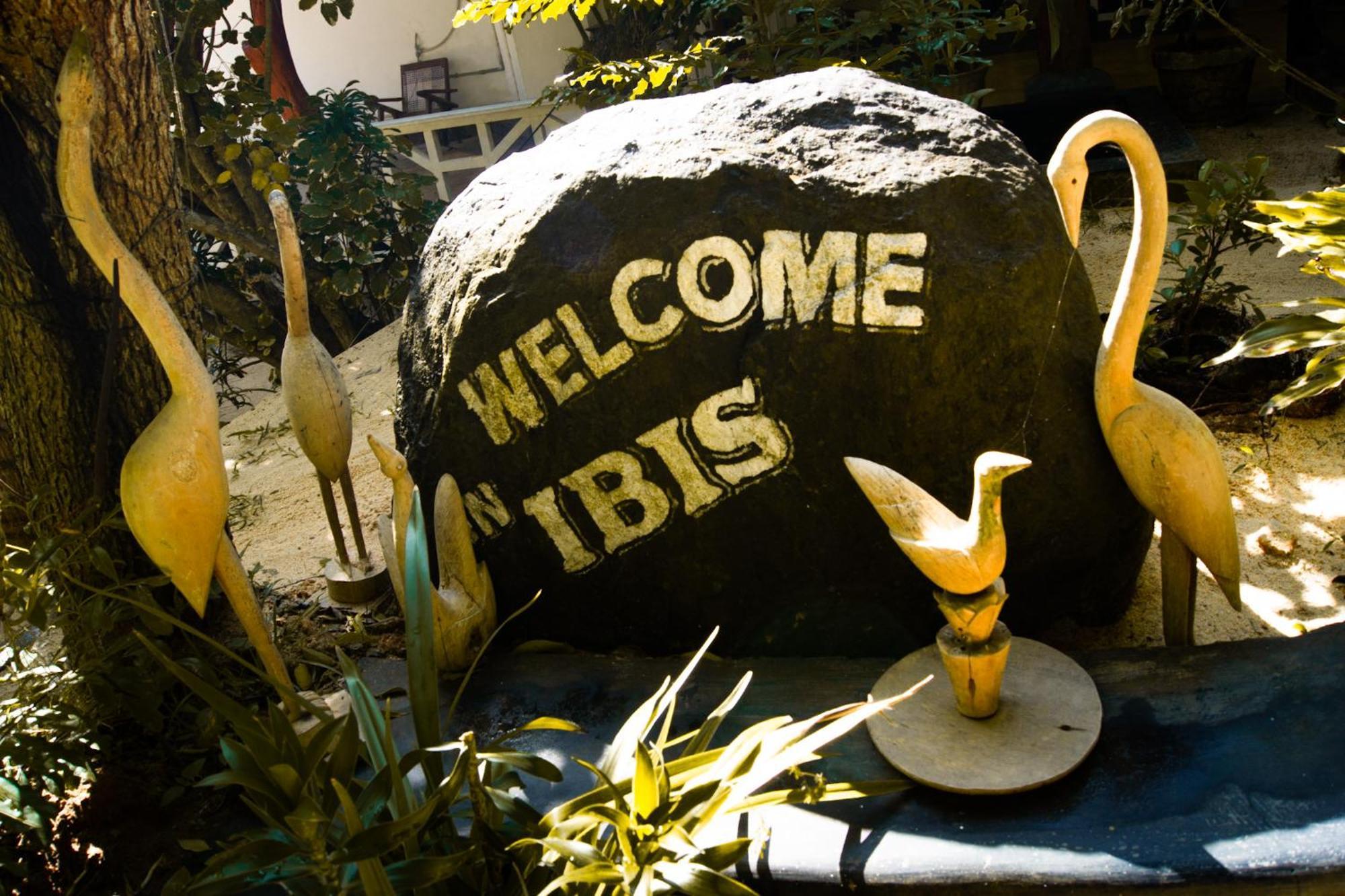 Ibisbird Bungalows, Sport, And Restaurant Тангалла